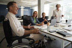 Emploi des personnes handicapées : des inégalités persistantes Emploi des personnes handicapées : des inégalités persistantes