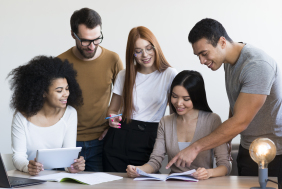Emploi des jeunes : des réponses encore trop partielles
